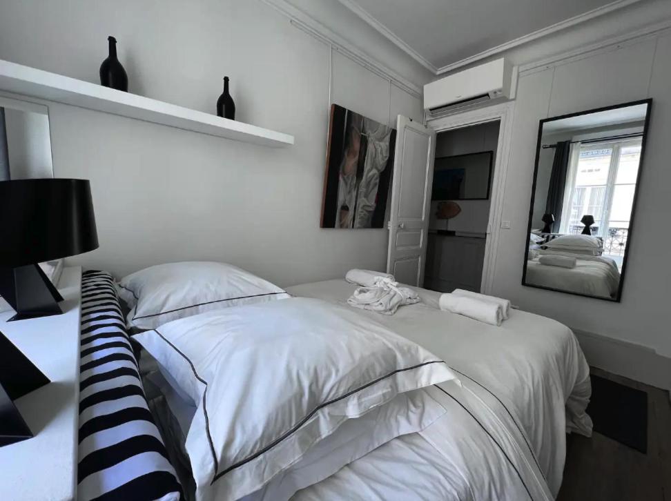Villa Eiffel Paris Luaran gambar